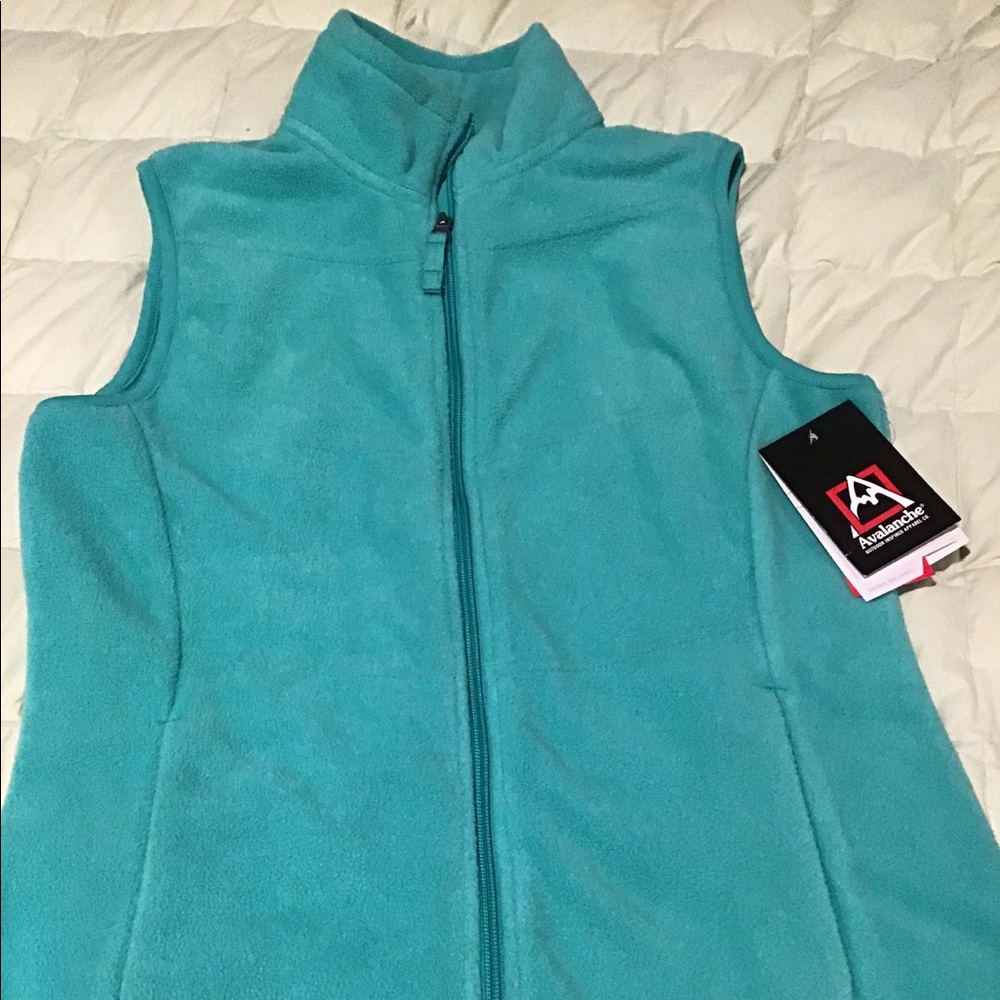 Fleece vest mint color zipper front